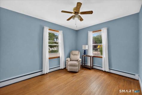 37 Vivian Street Waterford CT 06385