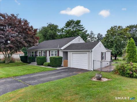 37 Vivian Street Waterford CT 06385