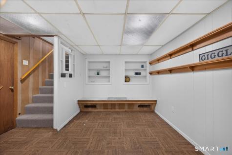 37 Vivian Street Waterford CT 06385