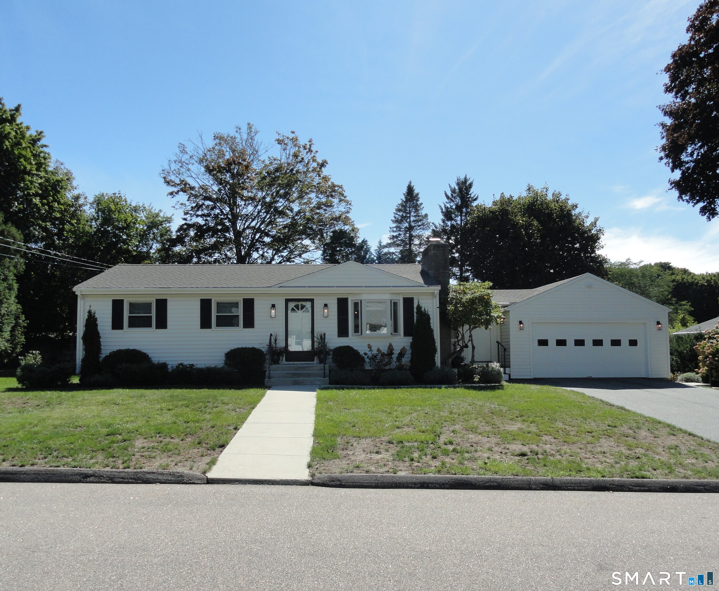 24 Rossie Street Stonington CT 06355
