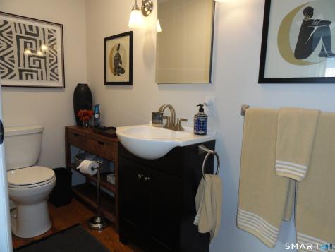 24 Rossie Street Stonington CT 06355