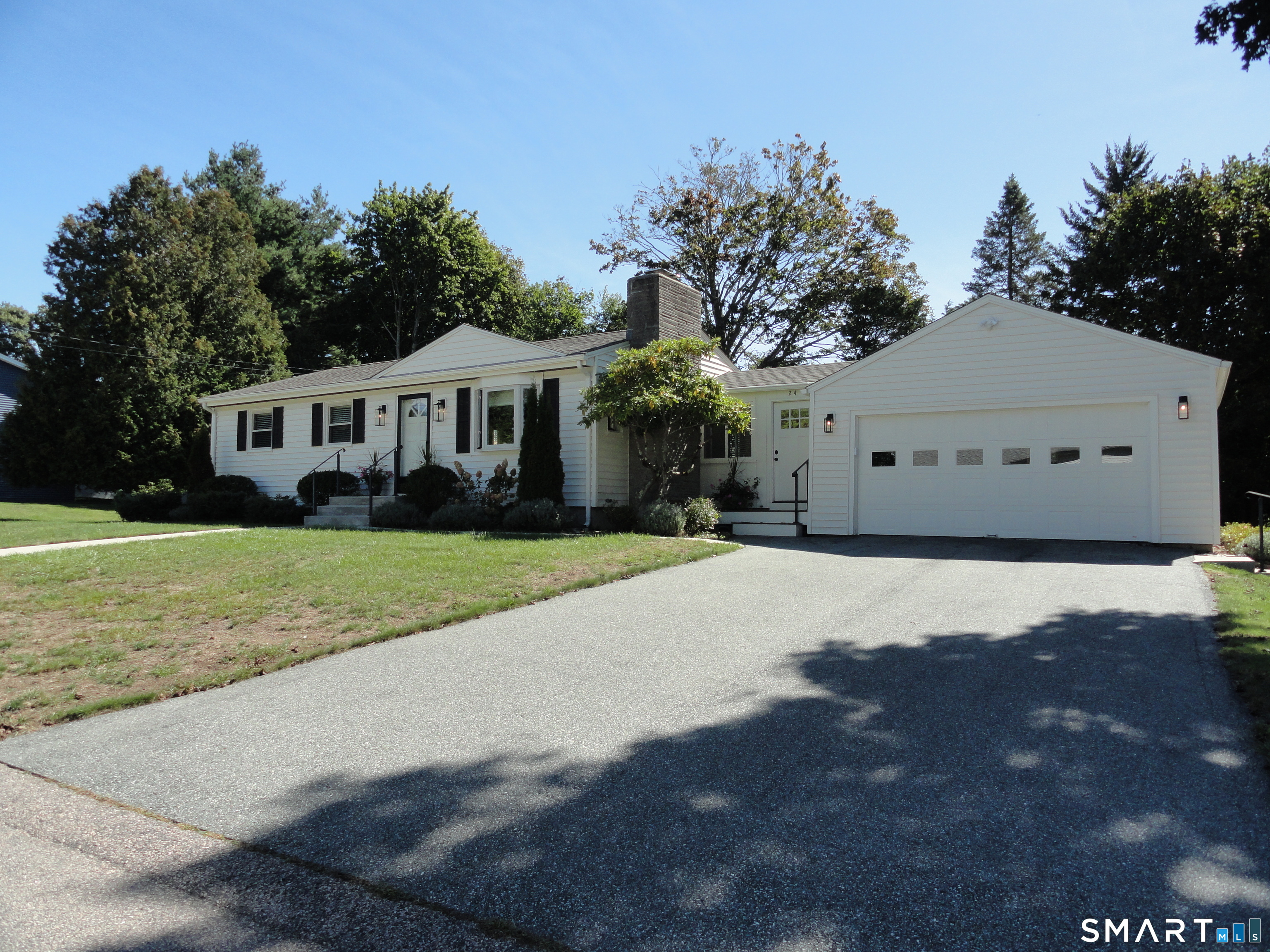 24 Rossie Street Stonington CT 06355