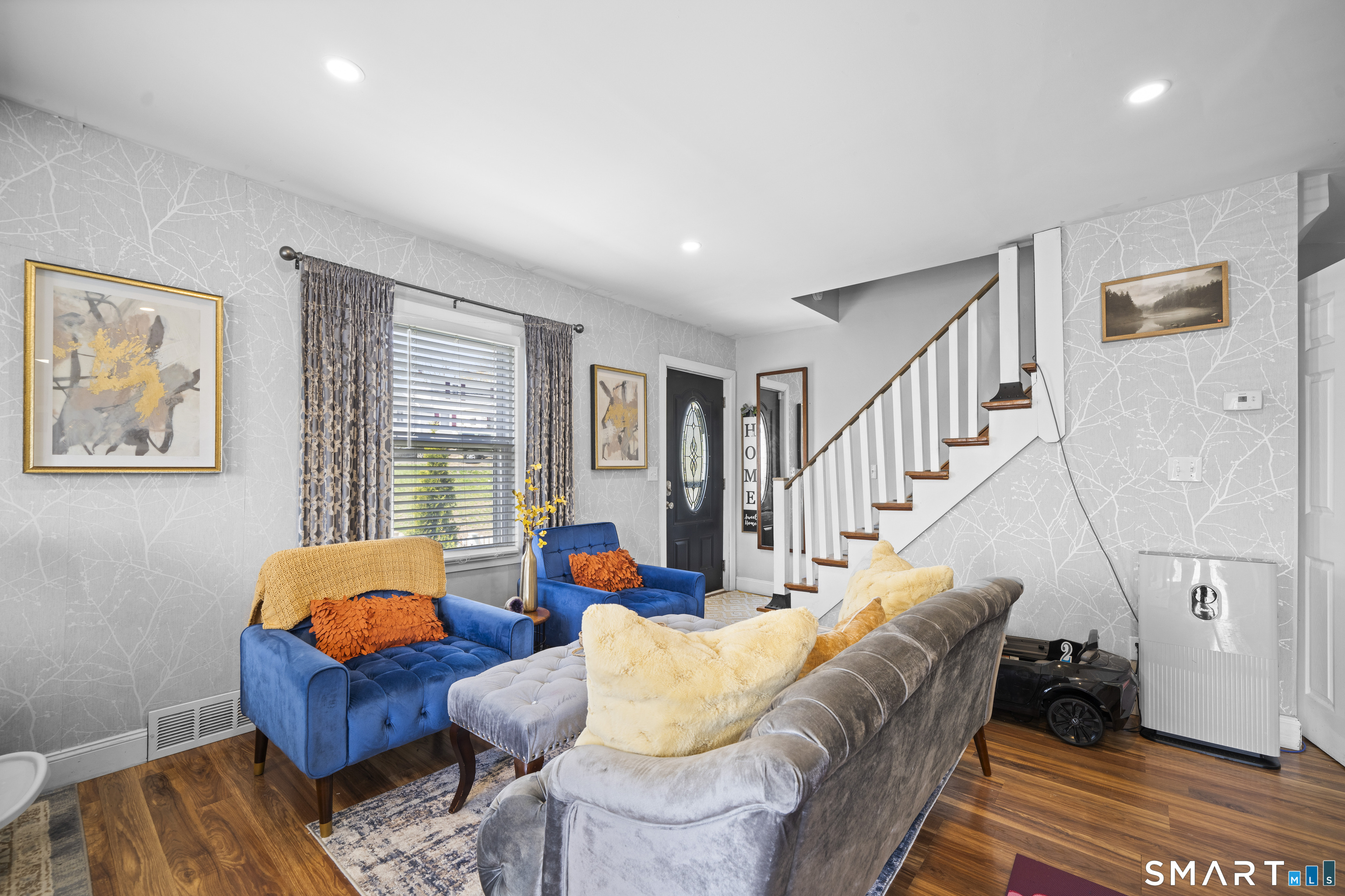 21 Highland Avenue East Haven CT 06512