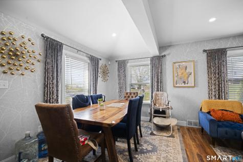 21 Highland Avenue East Haven CT 06512