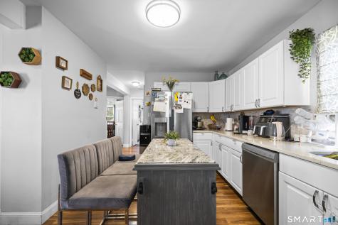 21 Highland Avenue East Haven CT 06512