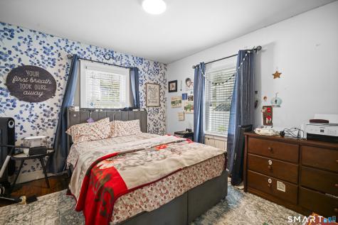 21 Highland Avenue East Haven CT 06512