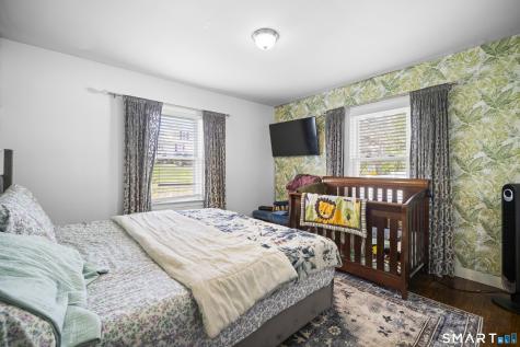 21 Highland Avenue East Haven CT 06512