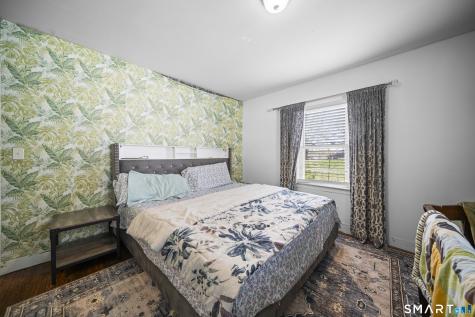 21 Highland Avenue East Haven CT 06512