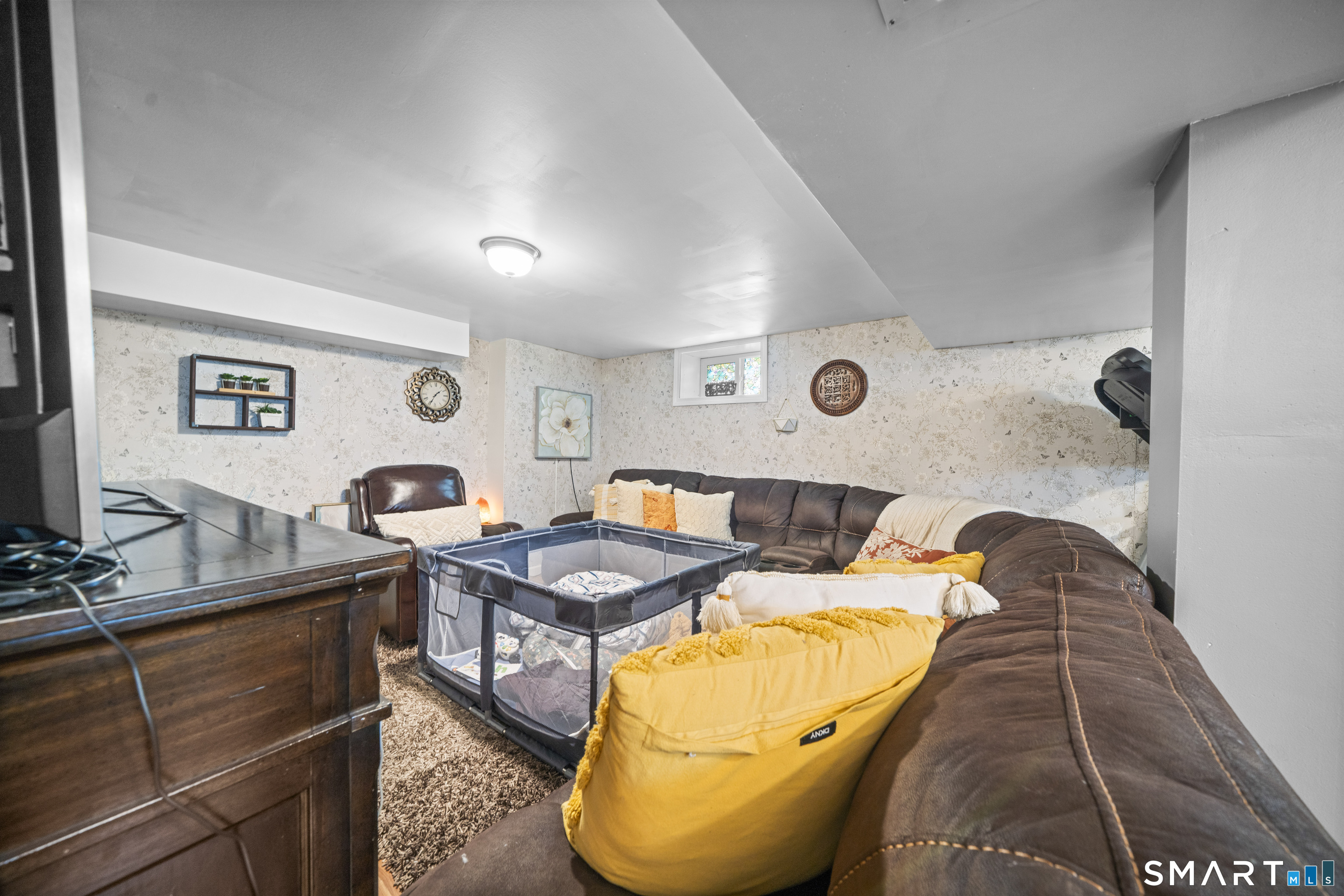 21 Highland Avenue East Haven CT 06512