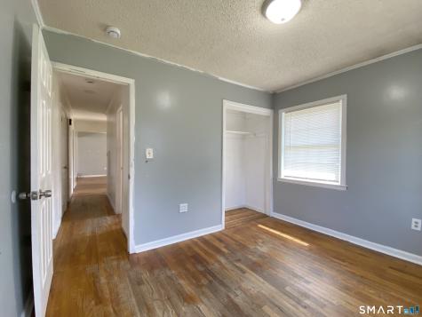 18 Reservoir Road Newington CT 06111