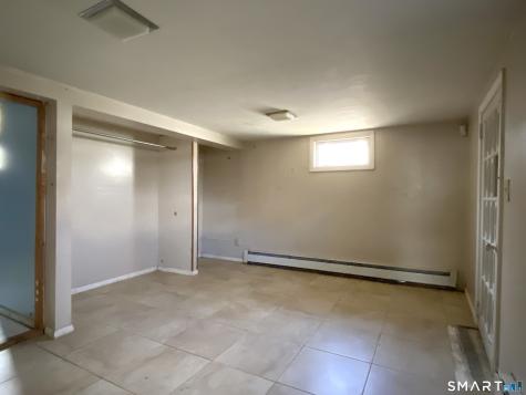 18 Reservoir Road Newington CT 06111
