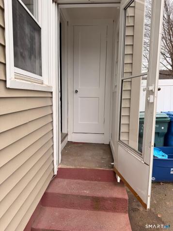 44 Lynmoor Place Hamden CT 06517