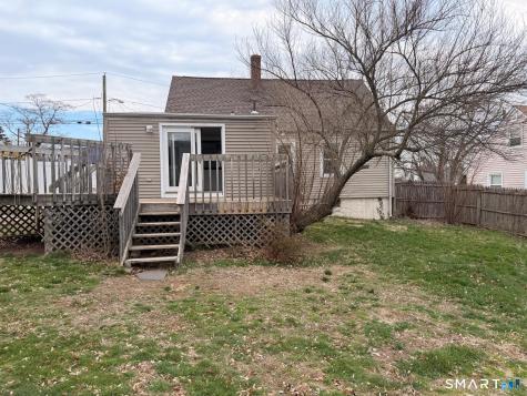 44 Lynmoor Place Hamden CT 06517