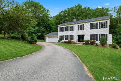 19 Rosemarie Lane Bozrah CT 06334