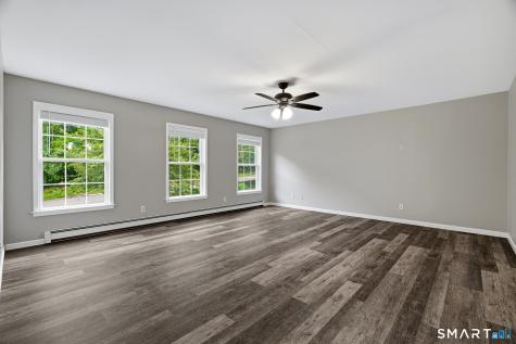 19 Rosemarie Lane Bozrah CT 06334