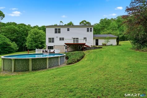 19 Rosemarie Lane Bozrah CT 06334