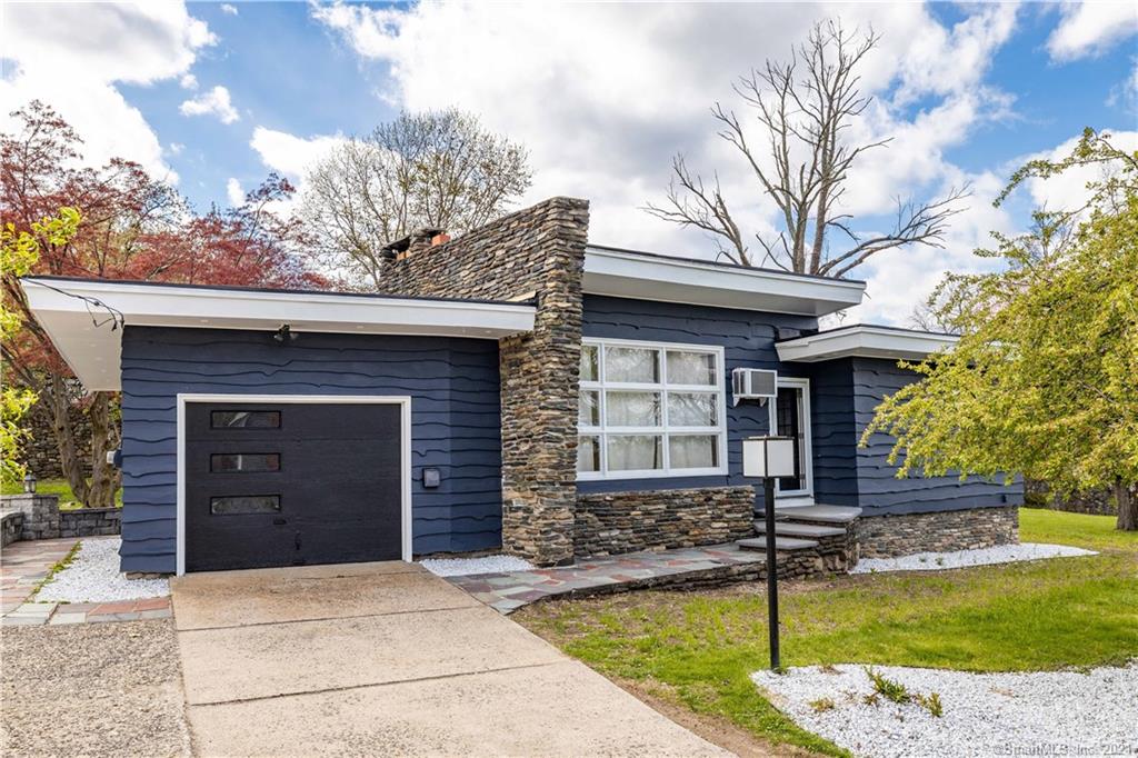 31 Robbins Avenue Bristol CT 06010