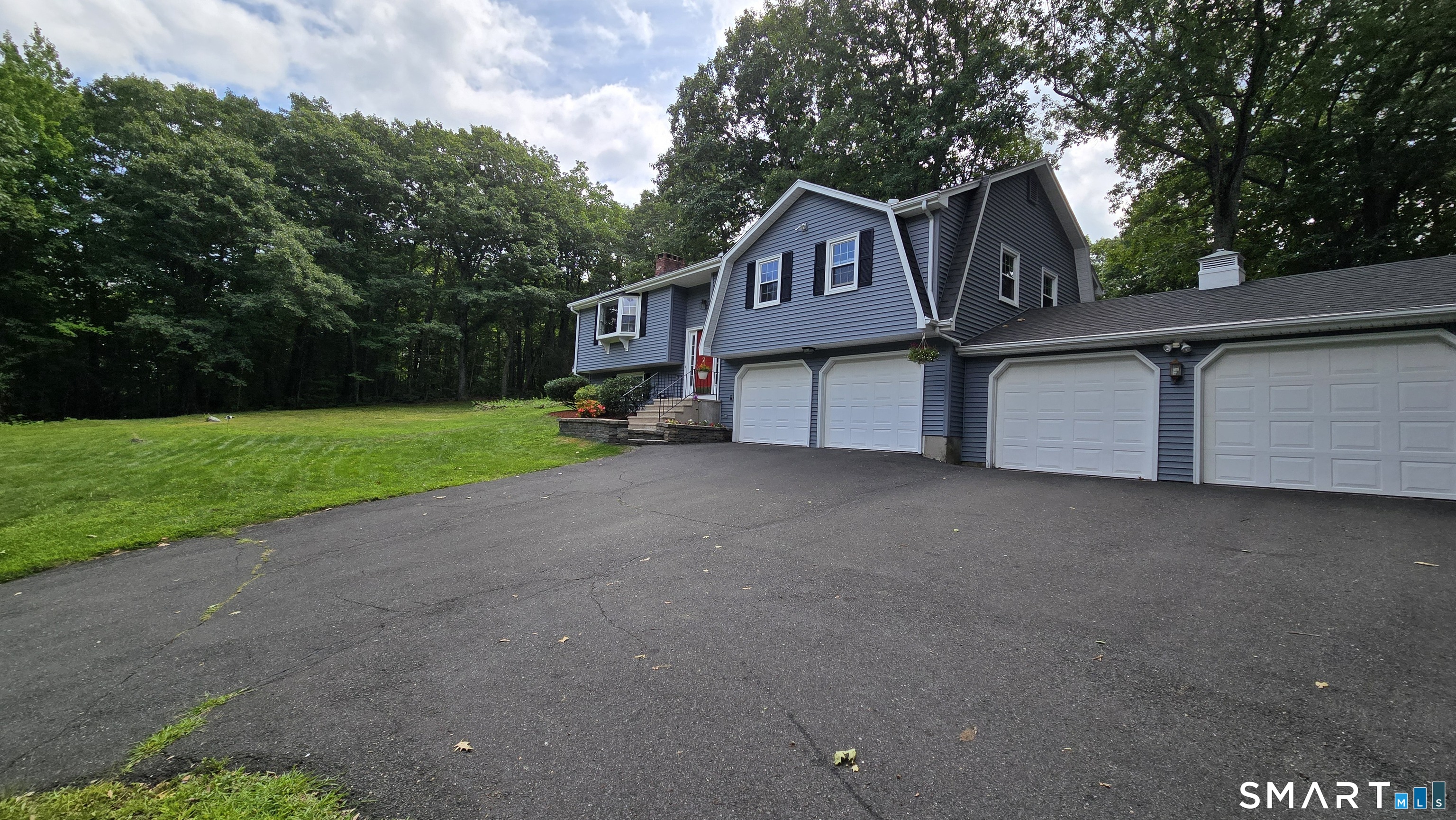 211 Mountain Road Granby CT 06060