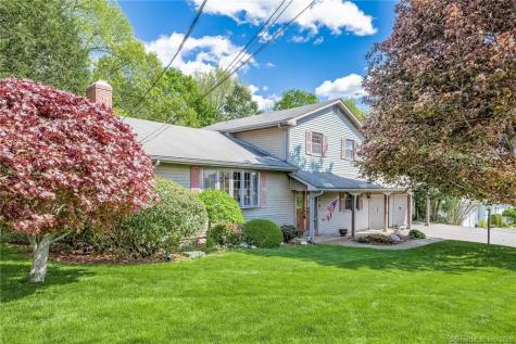 28 Metacomet Road Plainville CT 06062