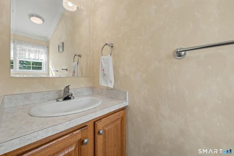 11 Bridlepath Trail Killingworth CT 06419