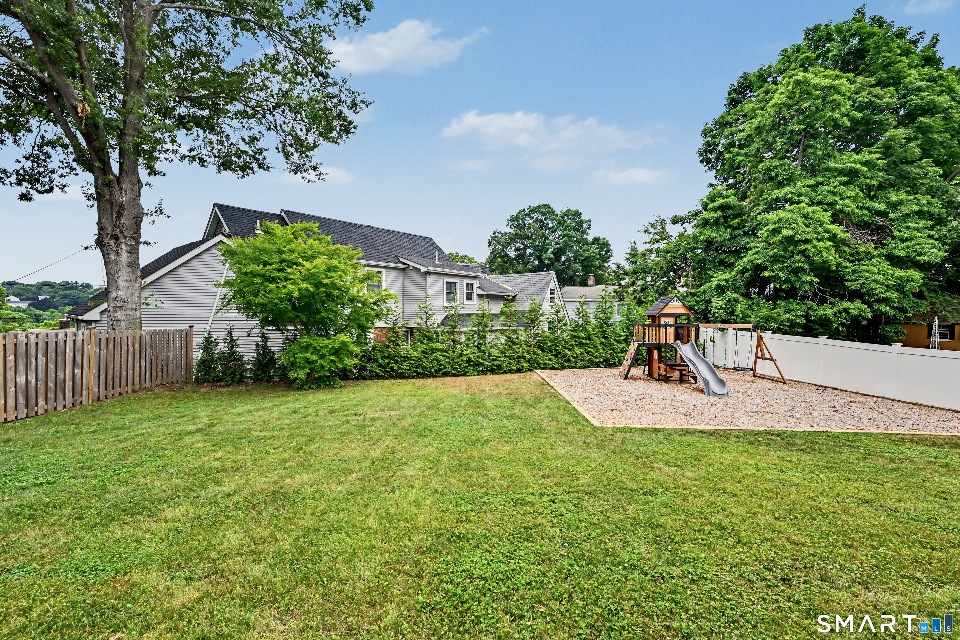 14 Rockland Place Greenwich CT 06831
