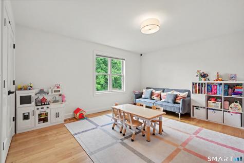 14 Rockland Place Greenwich CT 06831