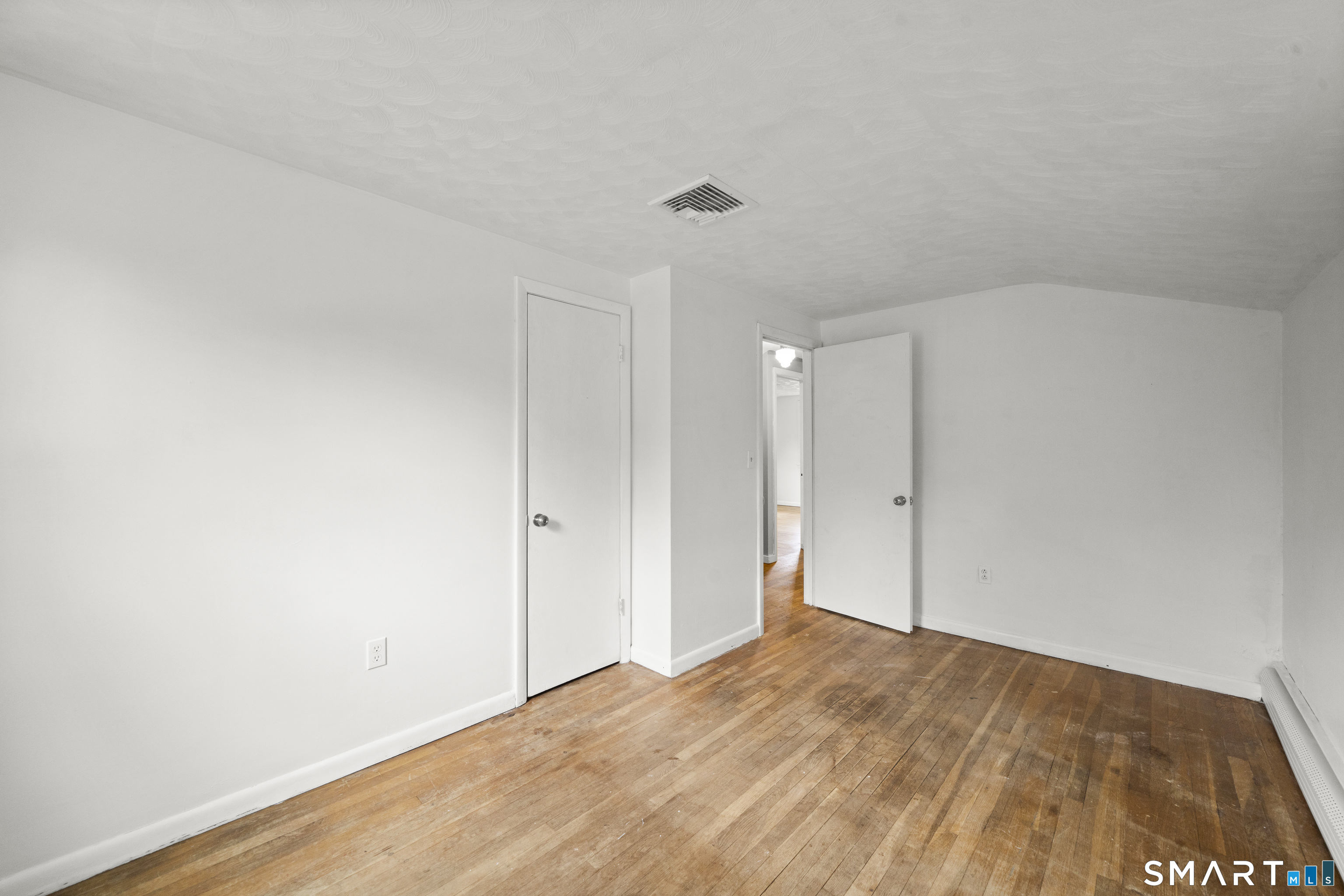 25 Putnam Drive Enfield CT 06082