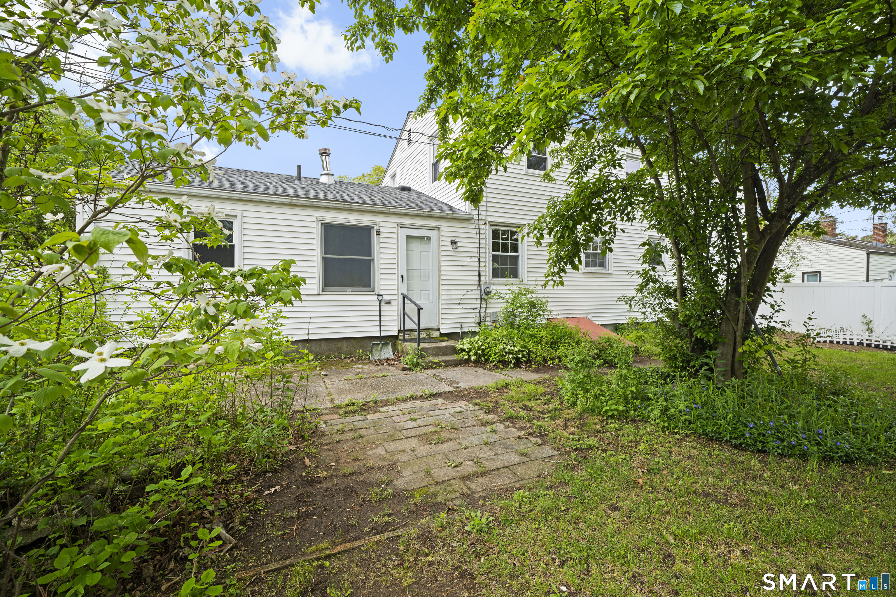 25 Putnam Drive Enfield CT 06082