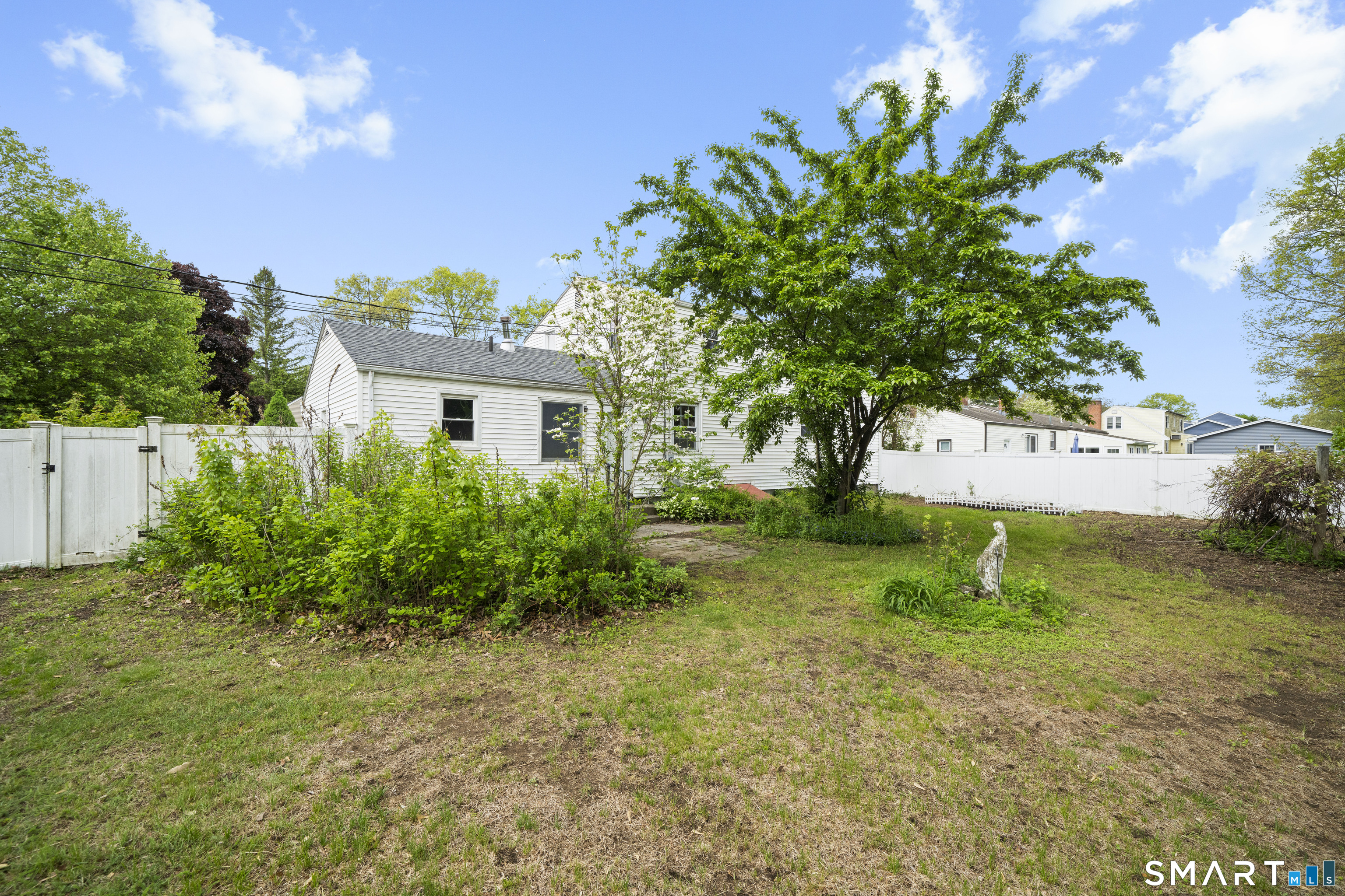 25 Putnam Drive Enfield CT 06082