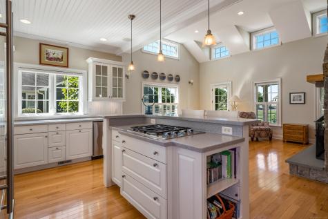 6 Osprey Commons Clinton CT 06413