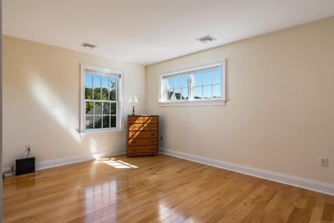 6 Osprey Commons Clinton CT 06413