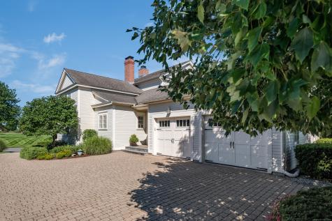 6 Osprey Commons Clinton CT 06413