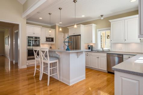 6 Osprey Commons Clinton CT 06413