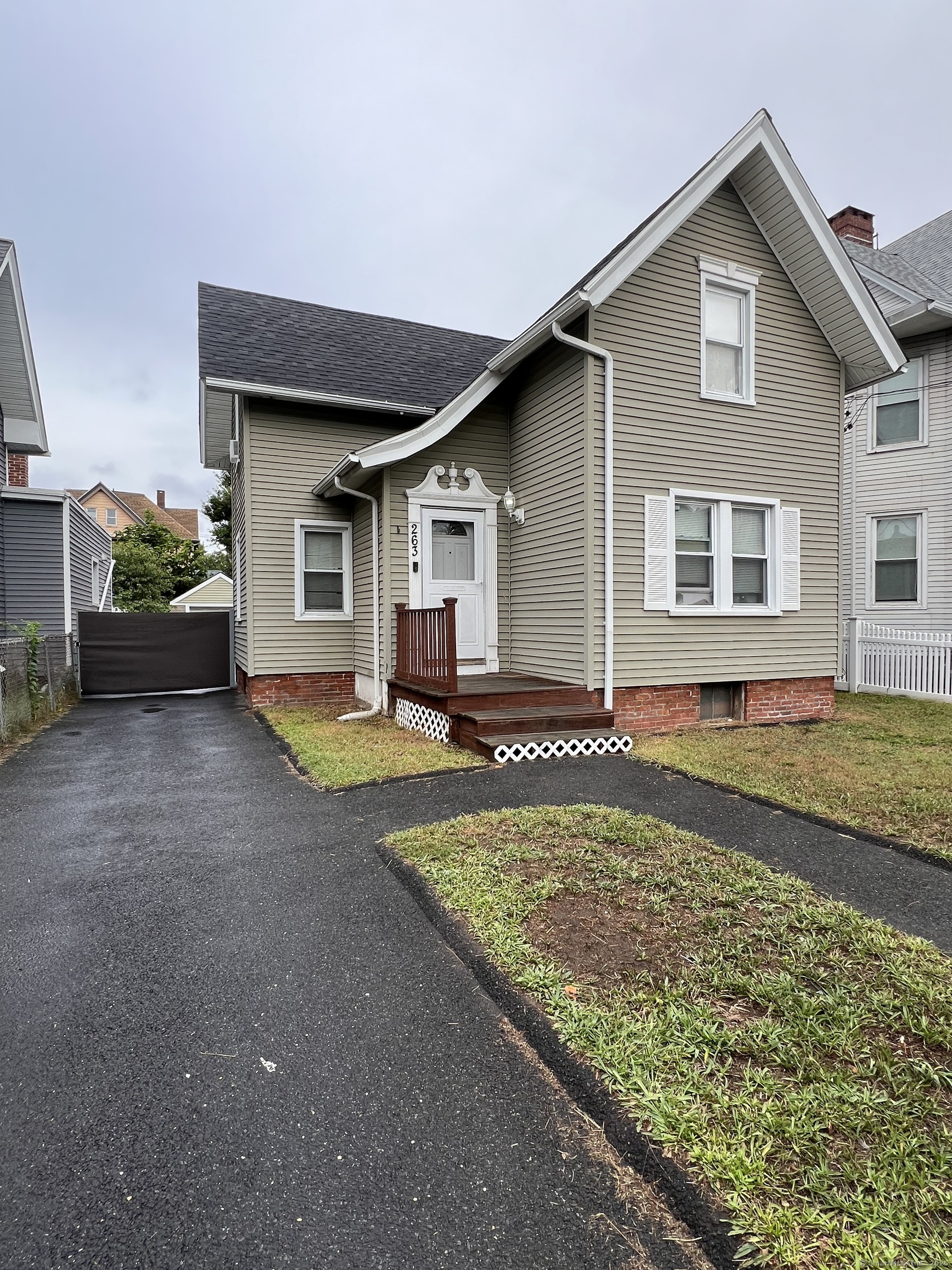 263 Brooks Street Bridgeport CT 06608