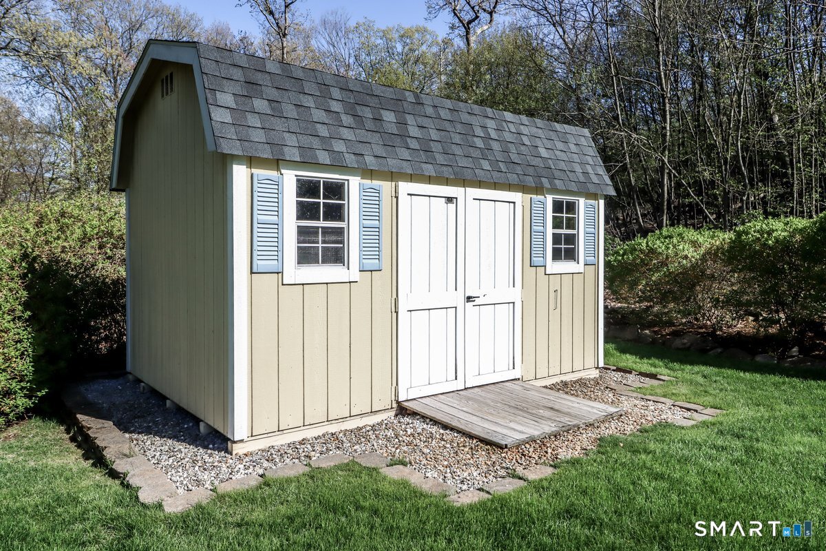 59 Carmen Hill Road New Milford CT 06776