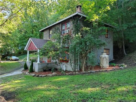 106 Tariffville Road Simsbury CT 06070