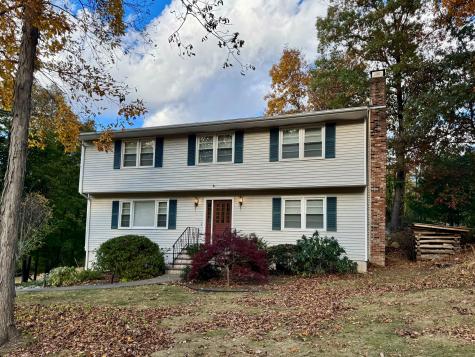 17 Musket Ridge Road New Fairfield CT 06812