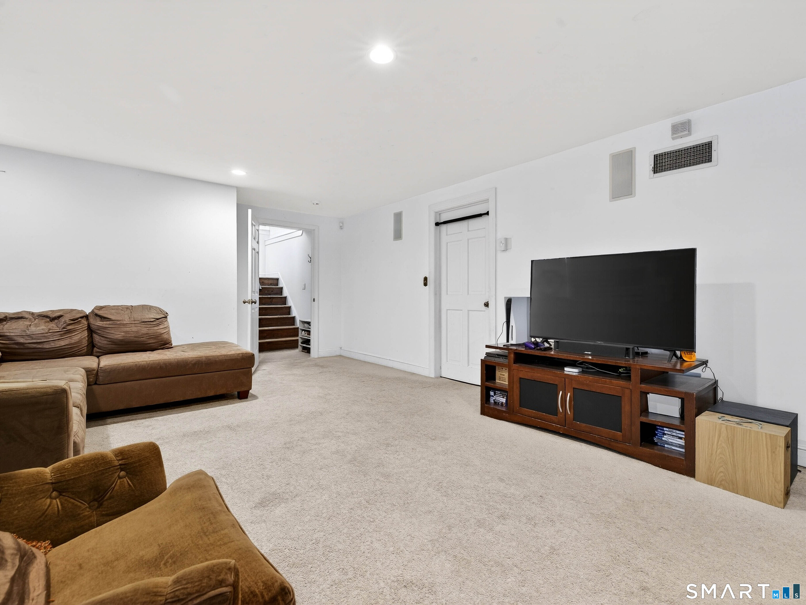 64 Watertown Road Middlebury CT 06762