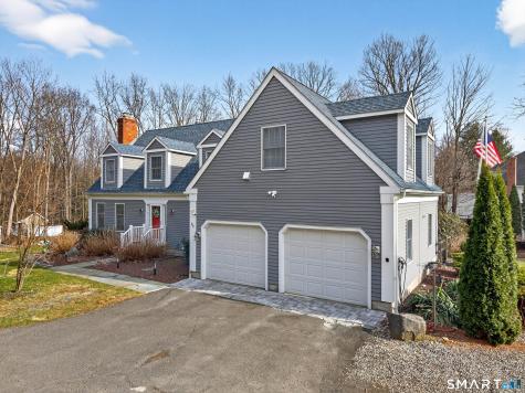 64 Watertown Road Middlebury CT 06762
