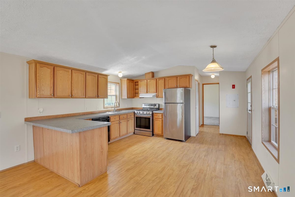 325 Kelly Road Vernon CT 06066
