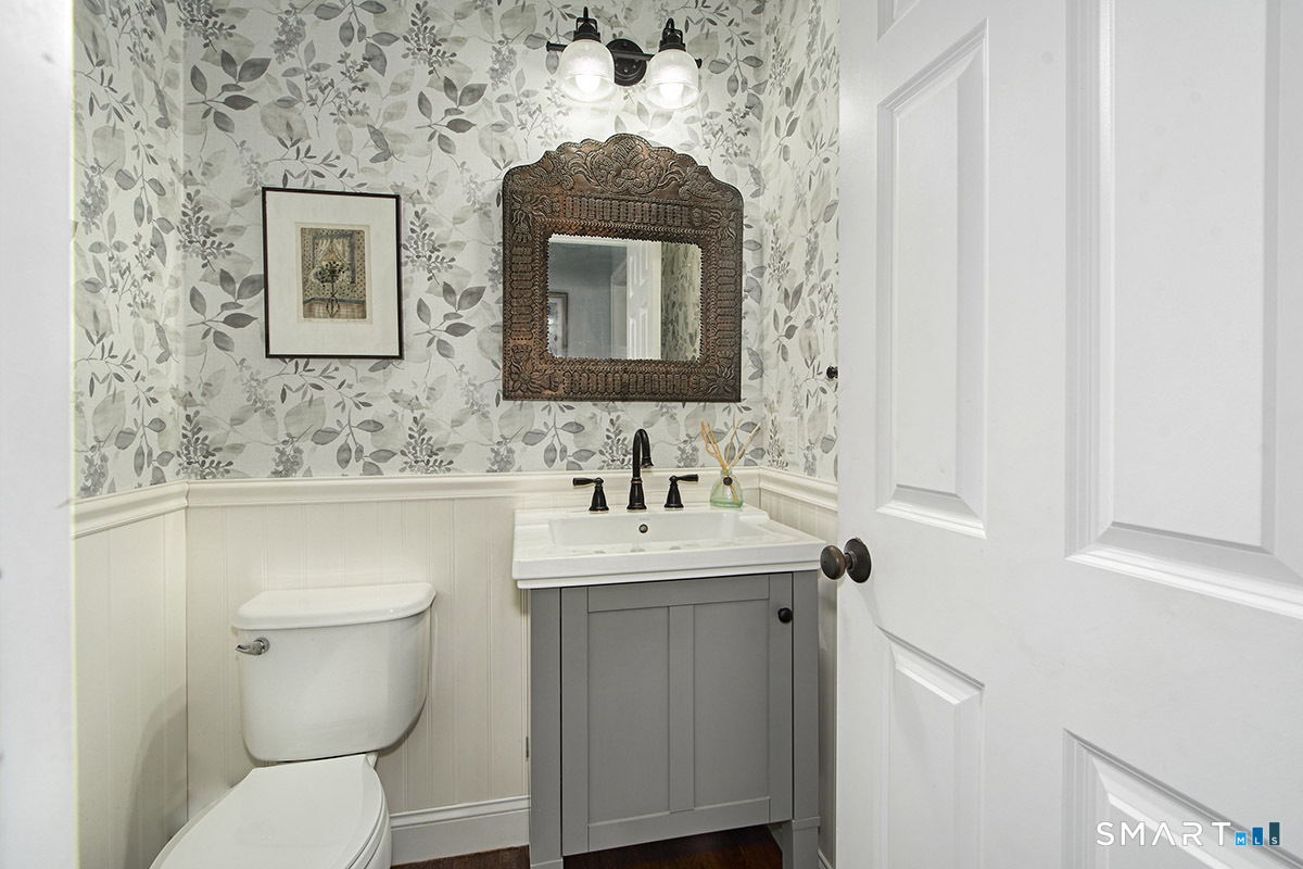 9 Cree Trail Shelton CT 06484