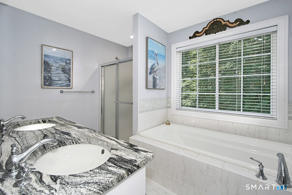 9 Cree Trail Shelton CT 06484