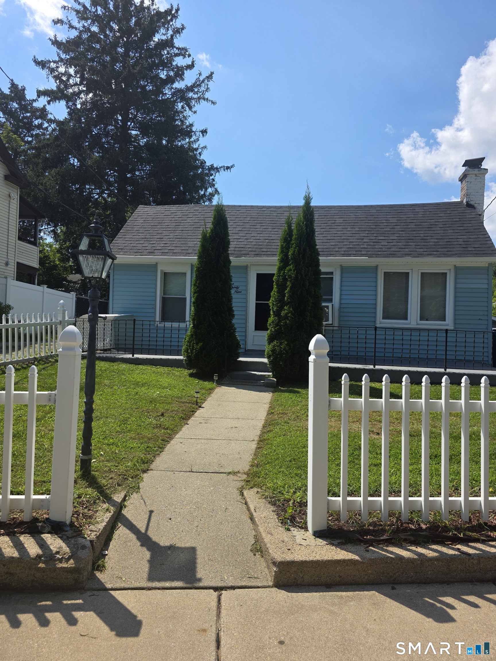 139 Hickory Street Norwich CT 06360