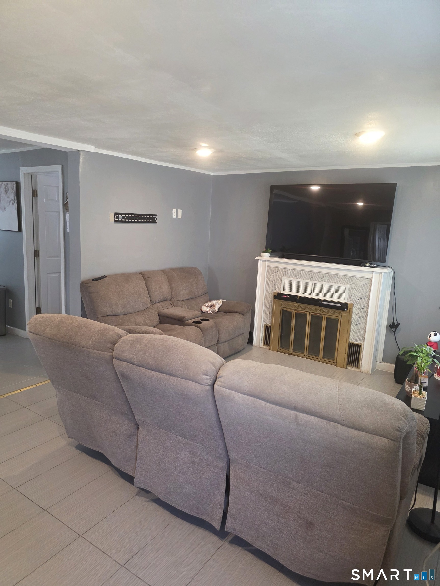 139 Hickory Street Norwich CT 06360