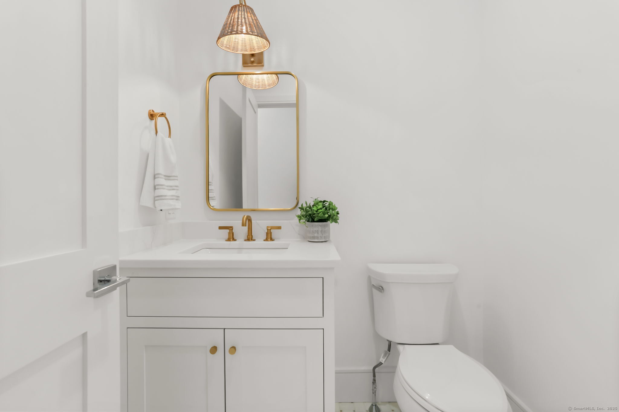 31 High Ridge Road Fairfield CT 06825