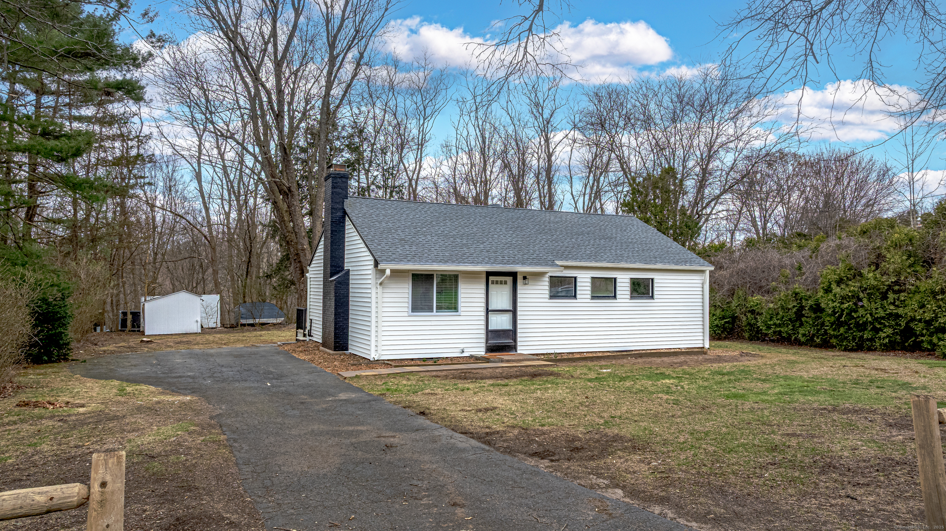 253 Hartford Avenue East Granby CT 06026