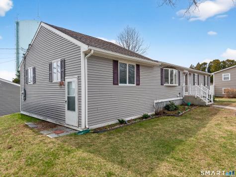 23 Skyview Terrace Groton CT 06340