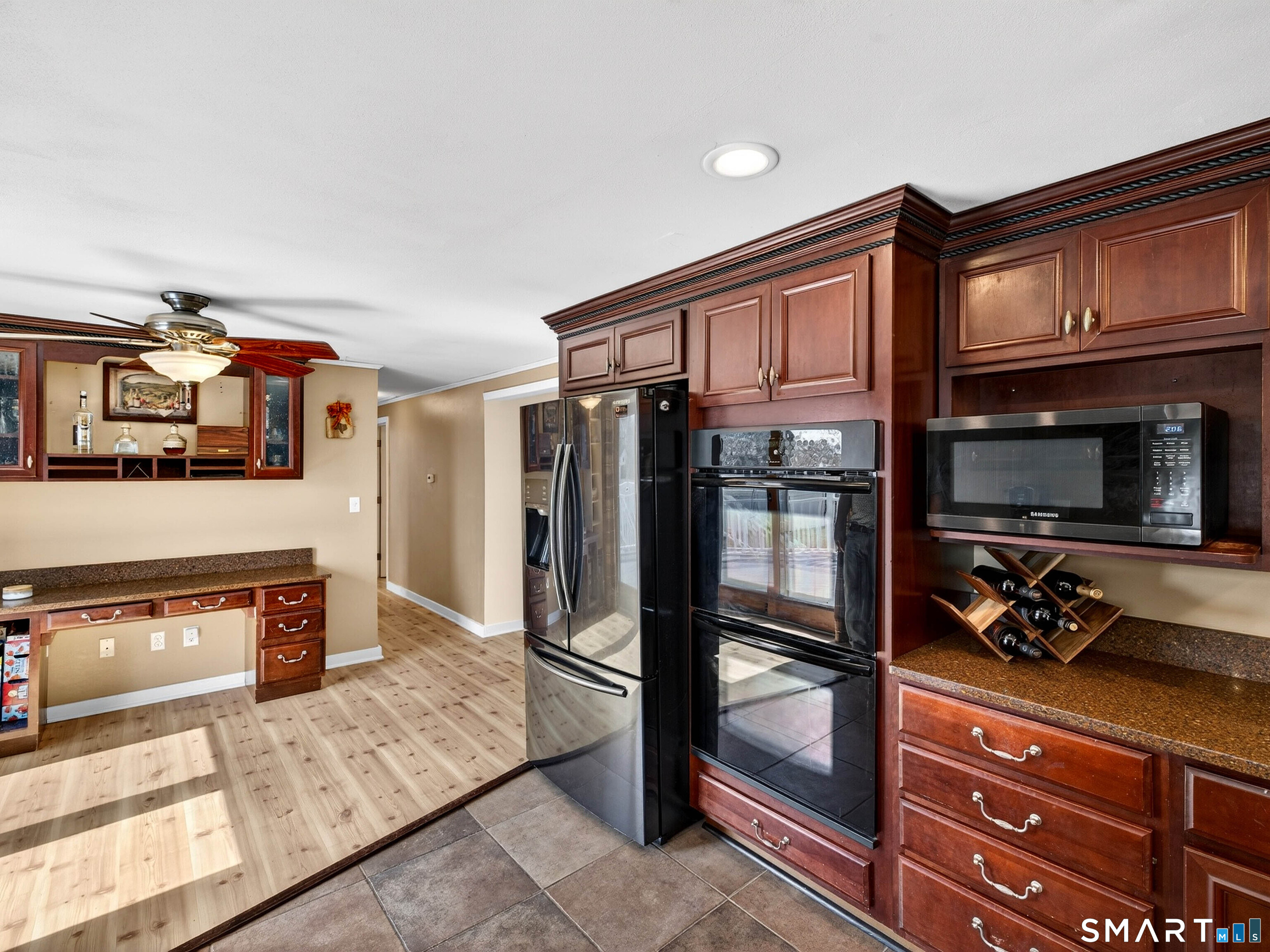 23 Skyview Terrace Groton CT 06340