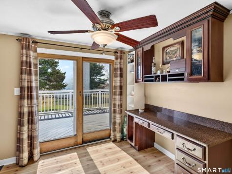 23 Skyview Terrace Groton CT 06340