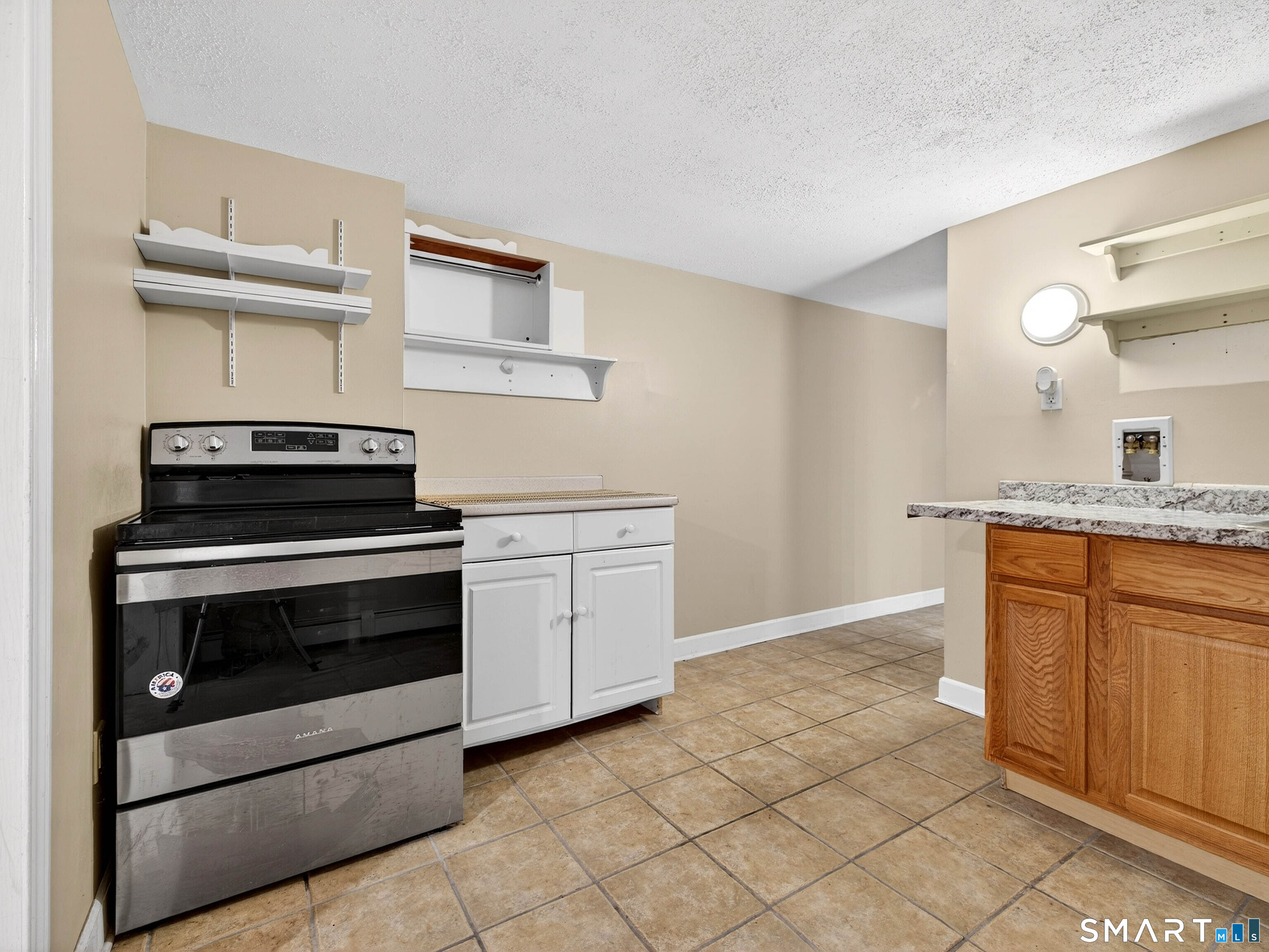 23 Skyview Terrace Groton CT 06340
